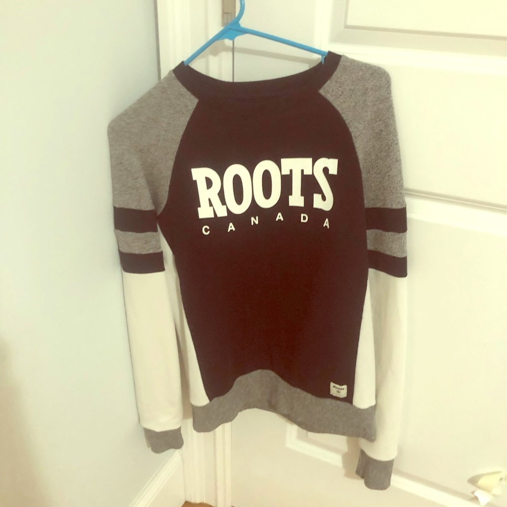 Roots Canada sweater